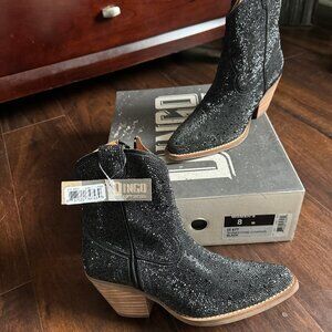 Fun Dingo boots dancing, line dancing, date night